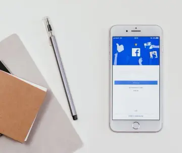 W którym roku powstał Facebook? Odkryj jego fascynującą historię